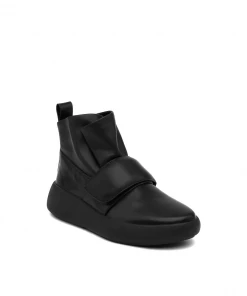 ISSEY MIYAKE X UN Flux Sneaker WOMEN