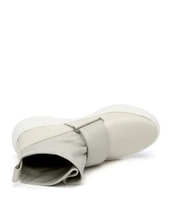 ISSEY MIYAKE X UN Flux Sneaker WOMEN