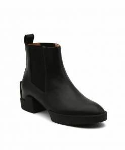ISSEY MIYAKE X UN WOMEN Cubic Bootie