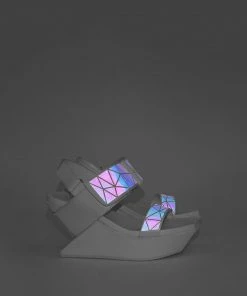ANREALAGE X UN WOMEN Dimension Delta Wedge Sandal 16 ANREALAGE X UN WOMEN Dimension Delta Wedge Sandal