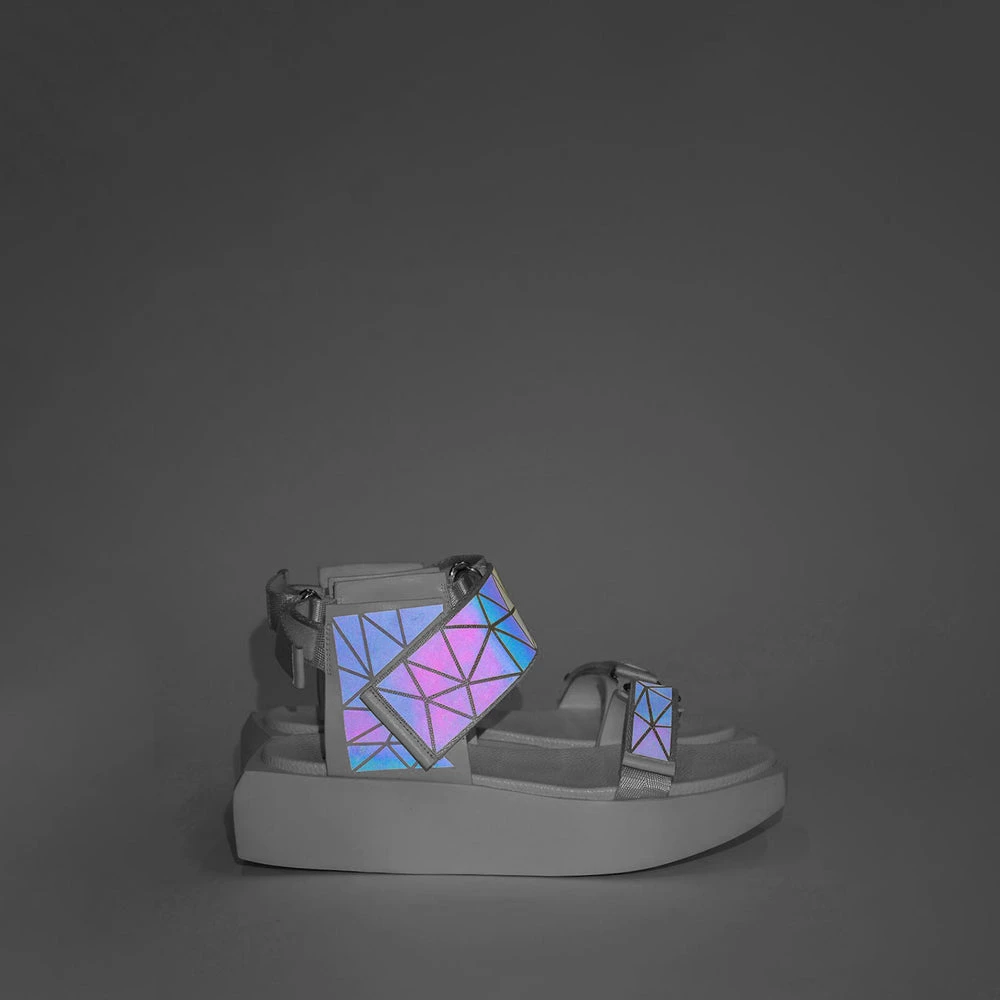 ANREALAGE X UN WOMEN Dimension Wa Lo 9 ANREALAGE X UN WOMEN Dimension Wa Lo