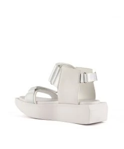 ANREALAGE X UN WOMEN Dimension Wa Lo 12 ANREALAGE X UN WOMEN Dimension Wa Lo