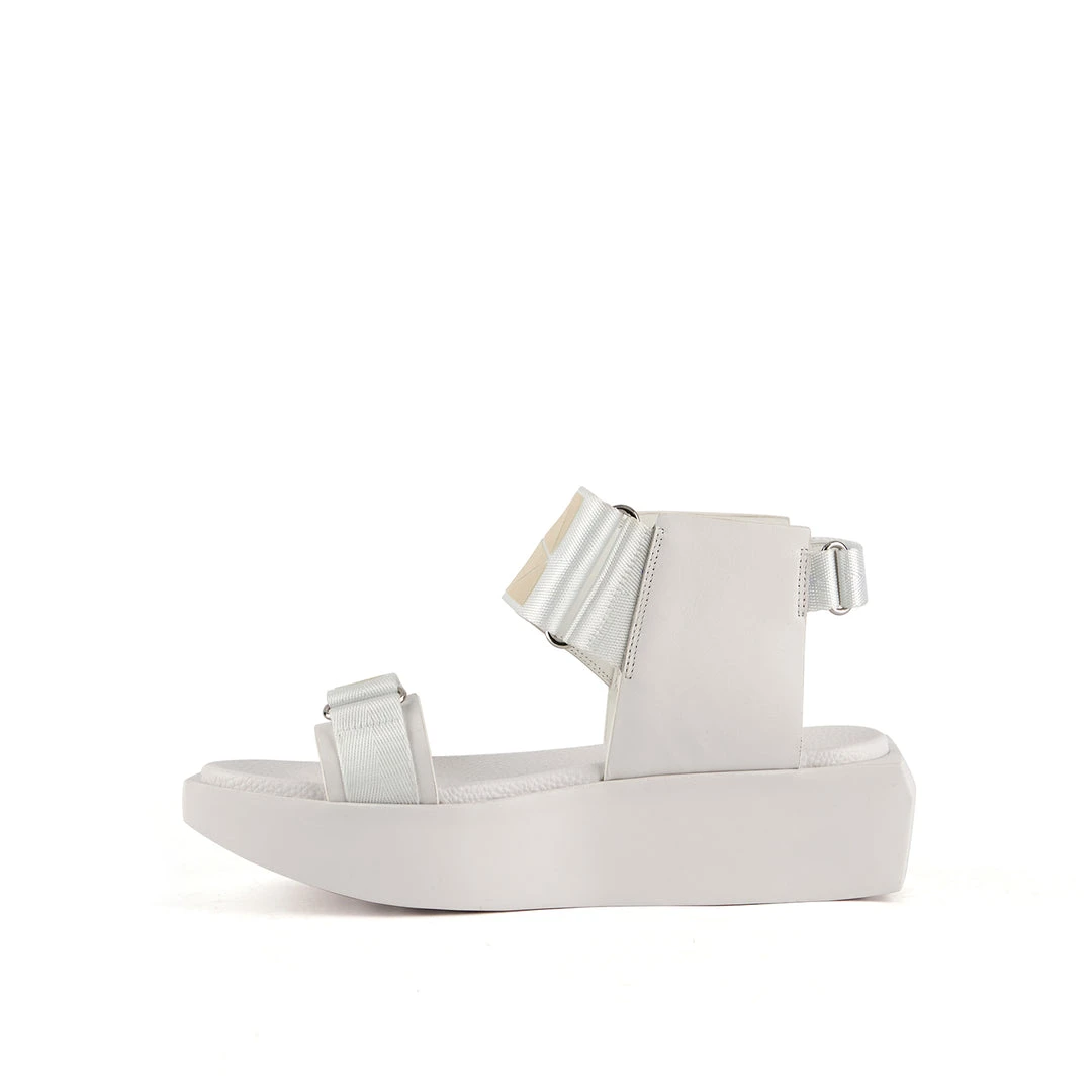 ANREALAGE X UN WOMEN Dimension Wa Lo 5 ANREALAGE X UN WOMEN Dimension Wa Lo