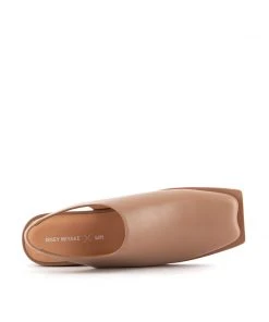 ISSEY MIYAKE X UN Fin Flat WOMEN