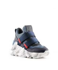 Unitednude Space Kick