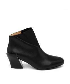 ISSEY MIYAKE X UN WOMEN Wrap Bootie Mid