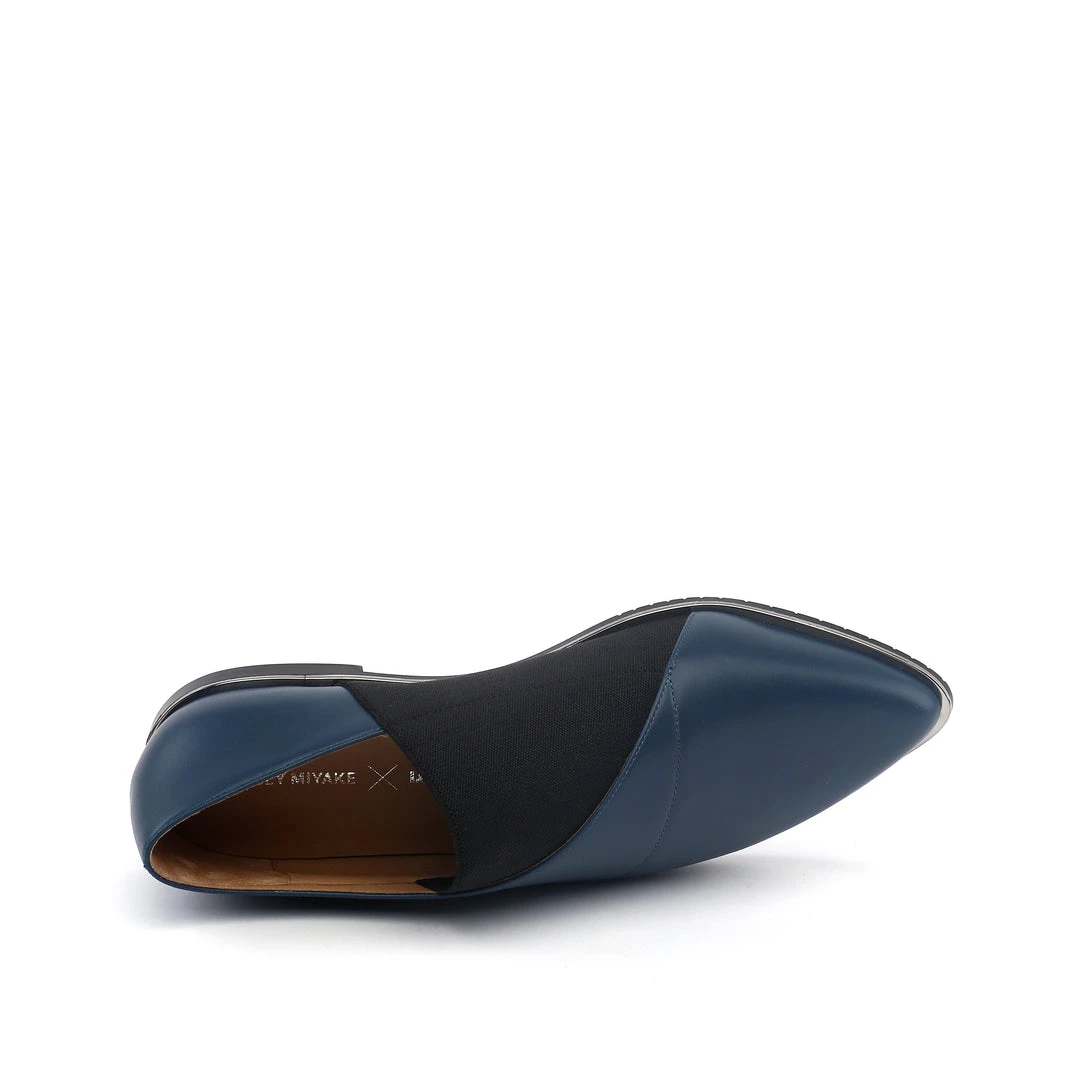 ISSEY MIYAKE X UN Wrap Lo 18 ISSEY MIYAKE X UN Wrap Lo