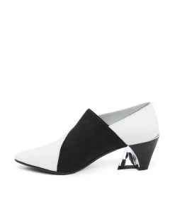 ISSEY MIYAKE X UN Wrap Mid WOMEN 16 ISSEY MIYAKE X UN Wrap Mid WOMEN